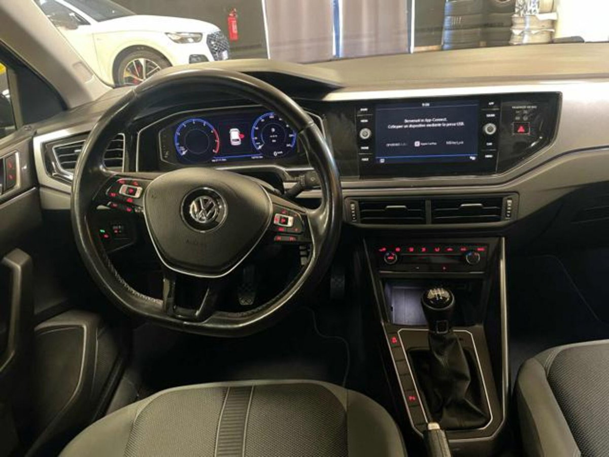 Volkswagen Polo 1.0 tsi R-Line 95cv (12)