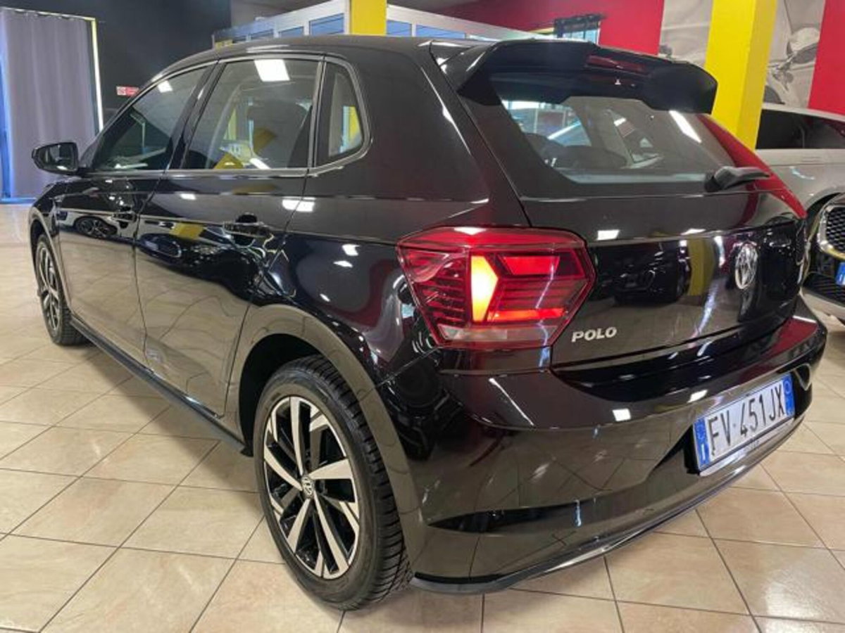 Volkswagen Polo 1.0 tsi R-Line 95cv (5)