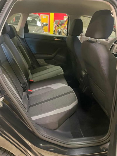 Volkswagen Polo 1.0 tsi R-Line 95cv (9)