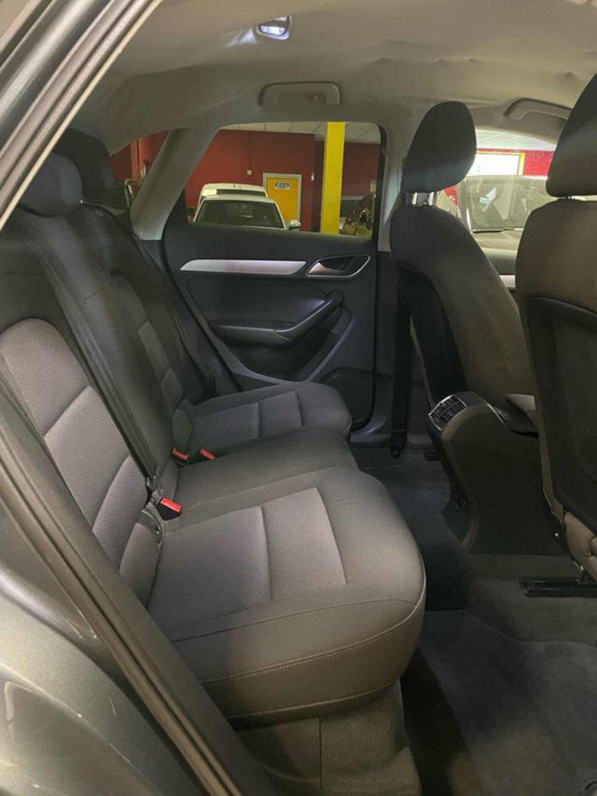 Audi Q3 2.0 TDI 150 CV (14)