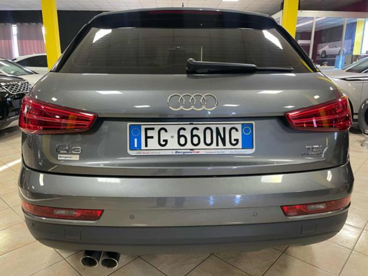 Audi Q3 2.0 TDI 150 CV (6)