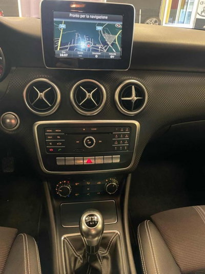 Mercedes-Benz Classe A 180 d Sport (14)