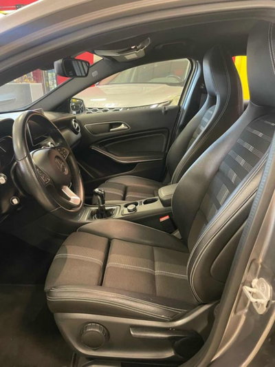 Mercedes-Benz Classe A 180 d Sport (5)