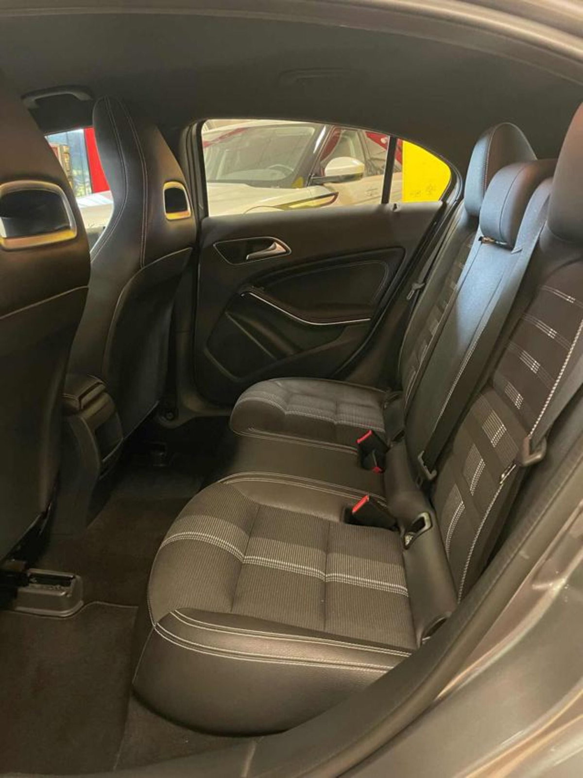 Mercedes-Benz Classe A 180 d Sport (7)