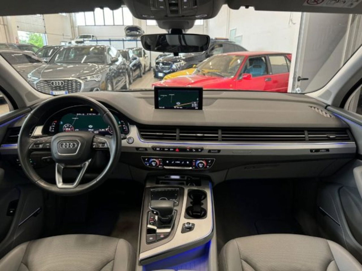 Audi Q7 3.0 TDI 272 CV quattro tiptronic Business Plus (10)