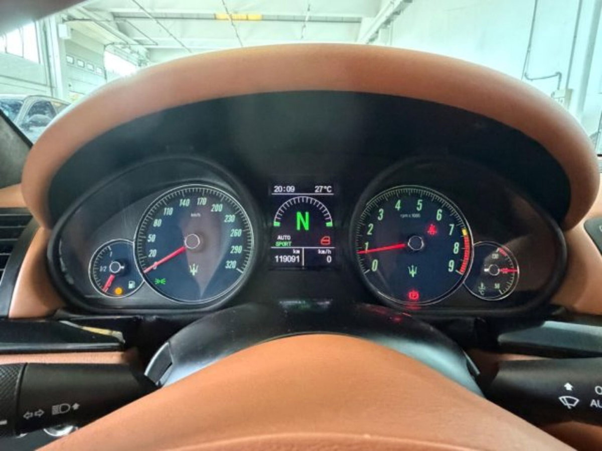 Maserati Granturismo GranTurismo 4.7 V8 automatica S (12)