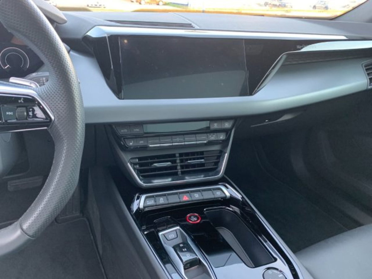 Audi e-Tron GT e-tron GT quattro (14)