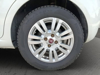 Fiat Punto 1.3 MJT II S&S 95 CV 5 porte Lounge (12)