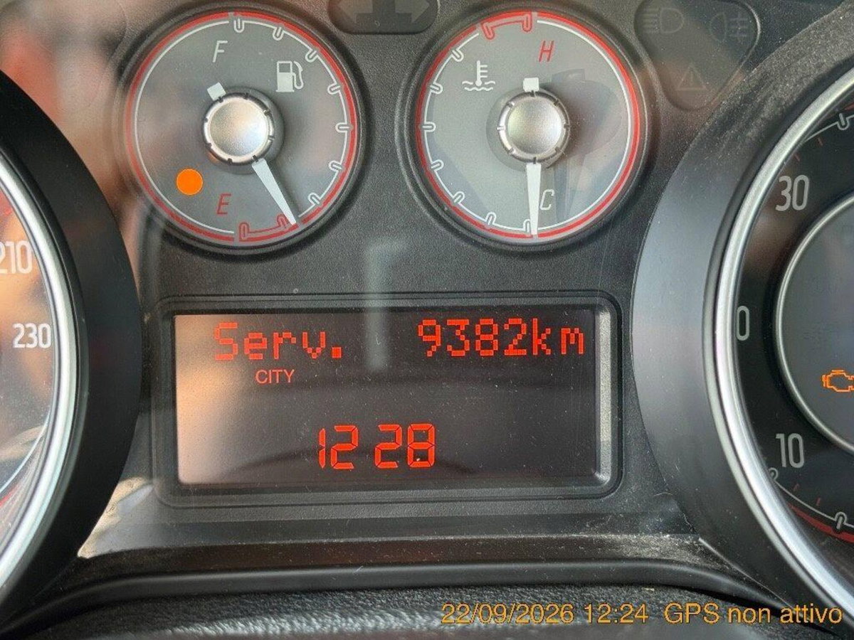 Fiat Punto 1.3 MJT II S&S 95 CV 5 porte Lounge (9)