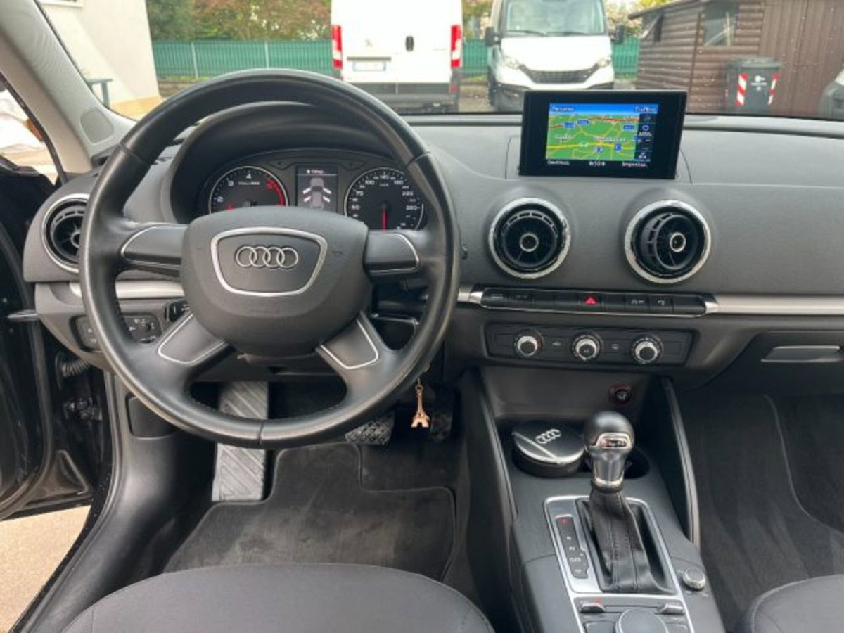 Audi A3 Sportback 1.6 TDI clean diesel S tronic Business (10)