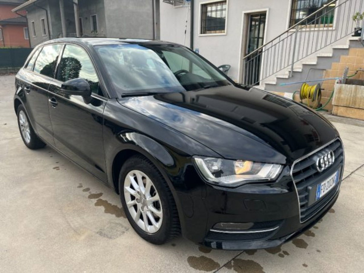 Audi A3 Sportback 1.6 TDI clean diesel S tronic Business (3)