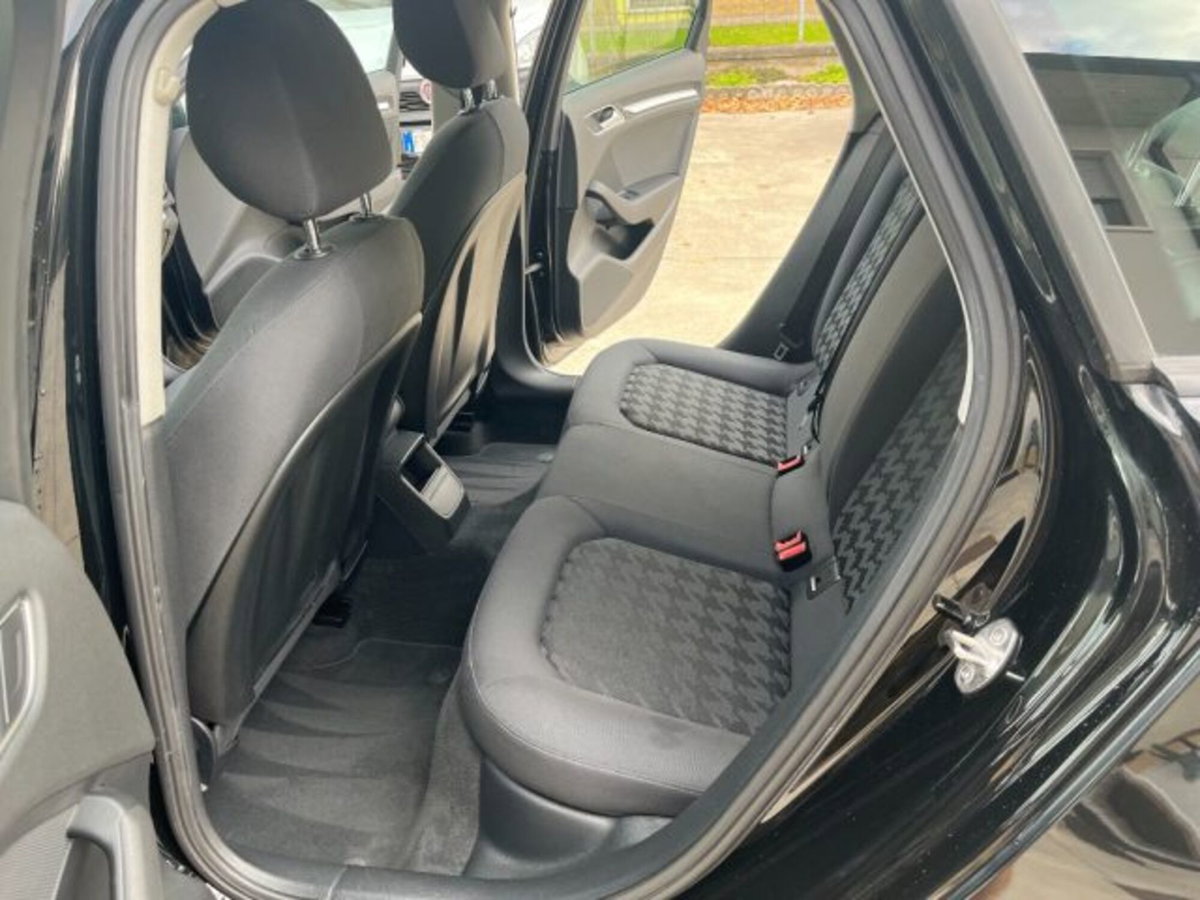 Audi A3 Sportback 1.6 TDI clean diesel S tronic Business (9)