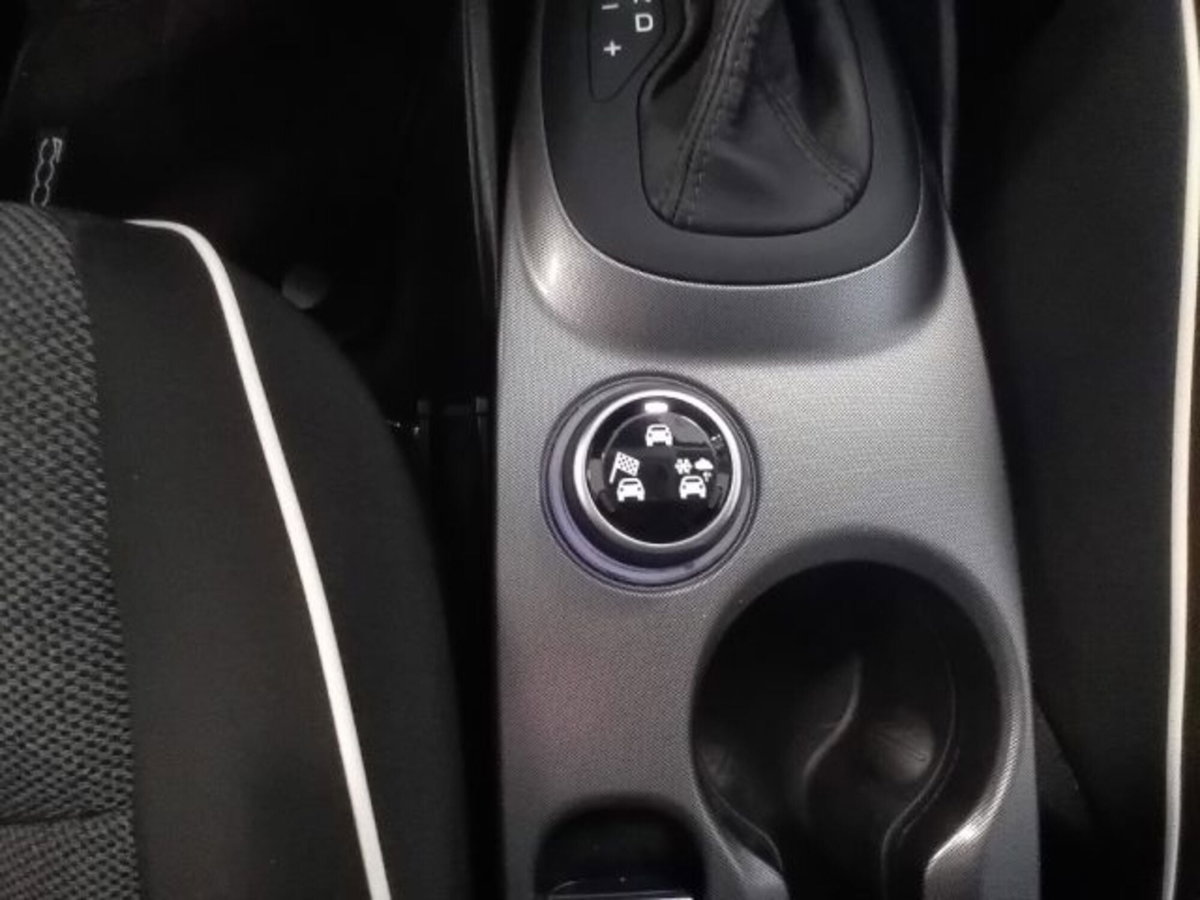Fiat 500X 1.6 MultiJet 120 CV DCT Pop Star (19)