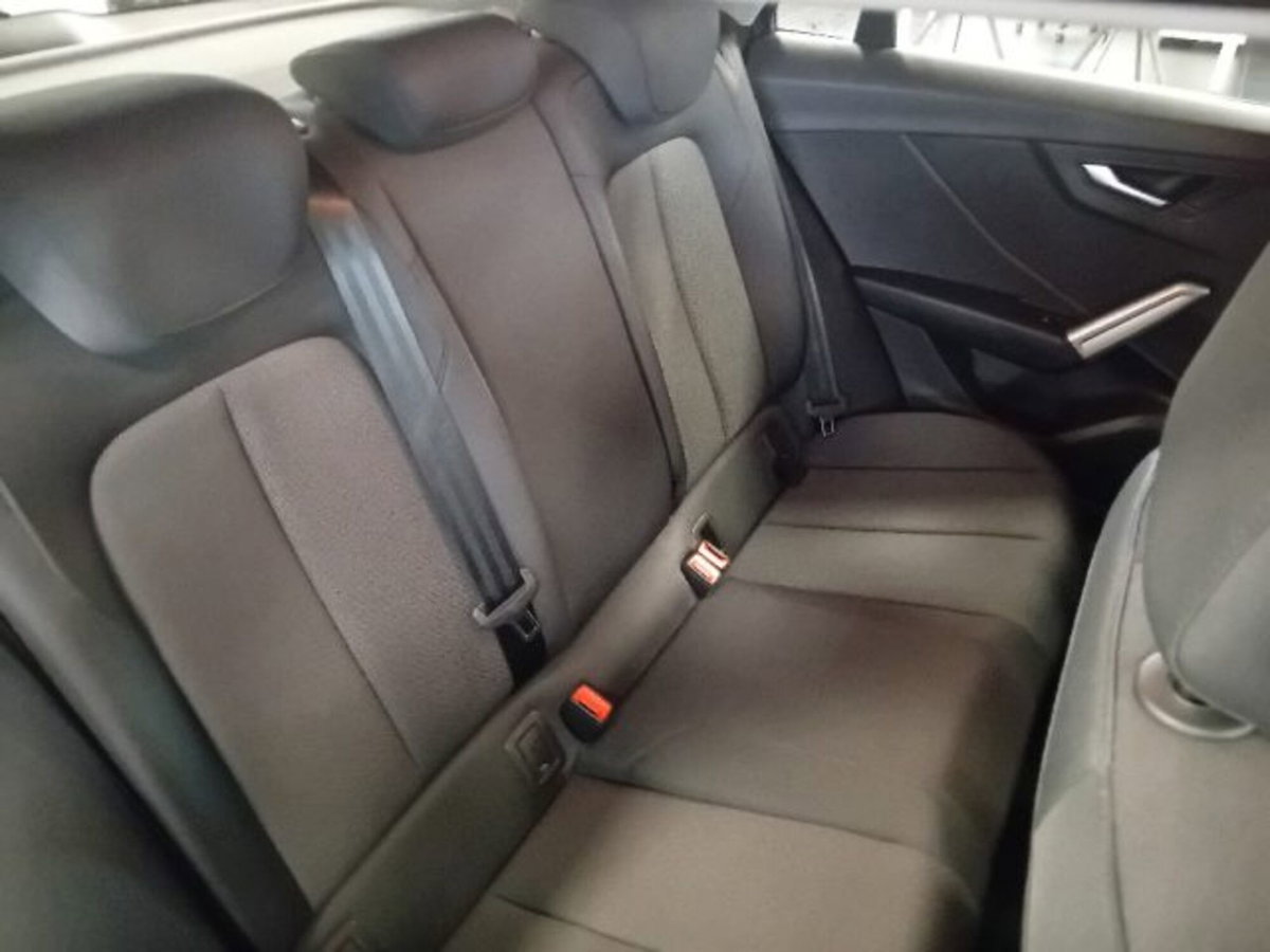 Audi Q2 Q2 30 TFSI Business (13)