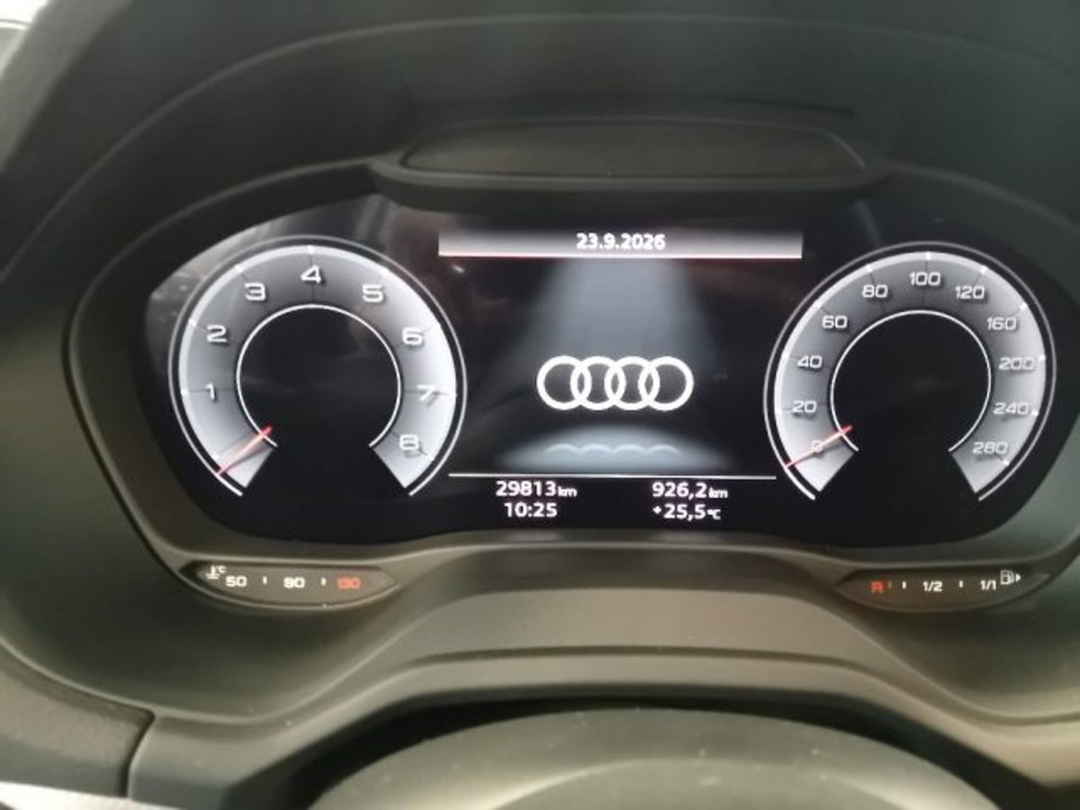 Audi Q2 Q2 30 TFSI Business (15)