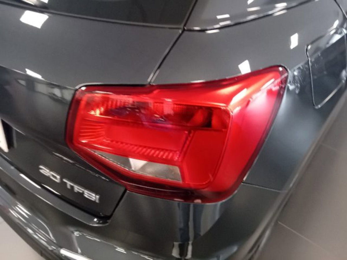 Audi Q2 Q2 30 TFSI Business (8)