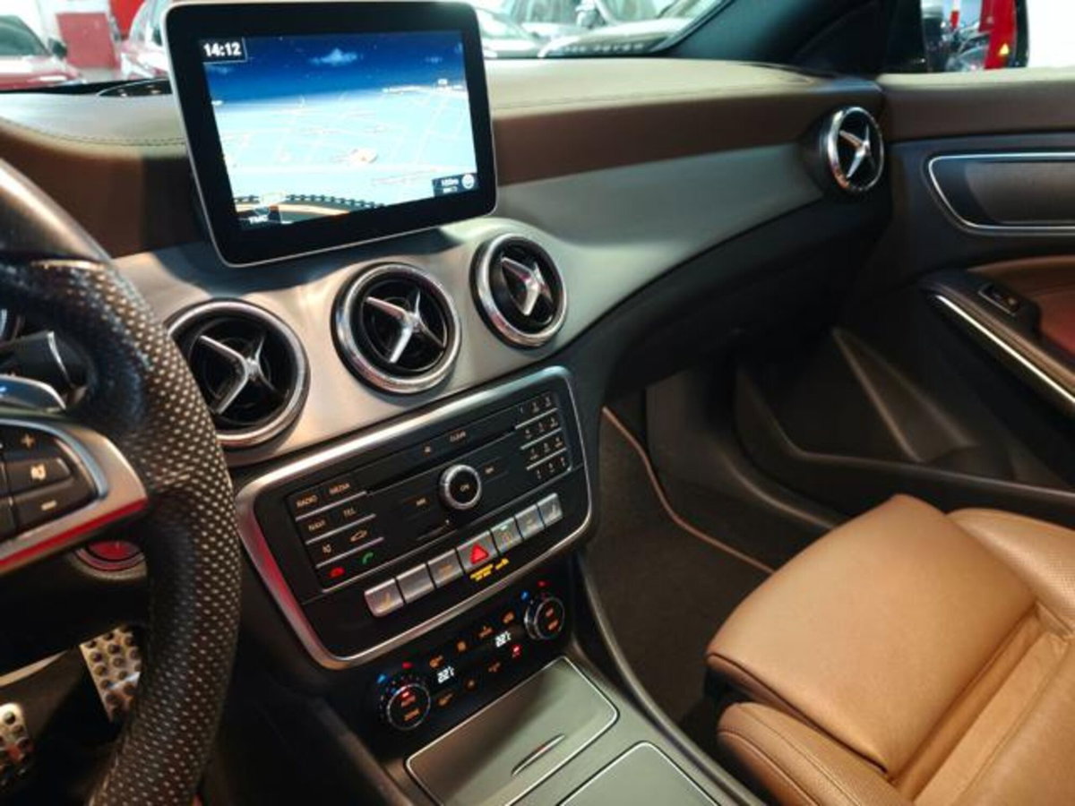 Mercedes-Benz CLA Shooting Brake 220 4Matic Automatic Premium (10)