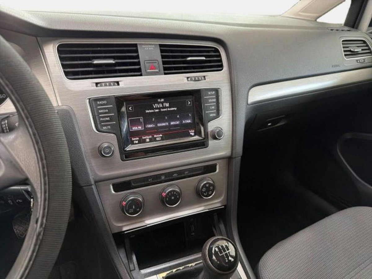 Volkswagen Golf 1.6 TDI 5p. Highline BlueMotion Technology (10)