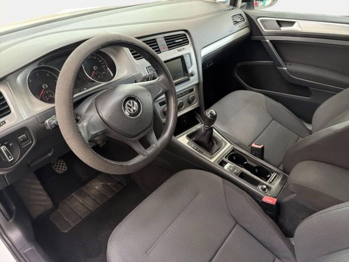 Volkswagen Golf 1.6 TDI 5p. Highline BlueMotion Technology (7)