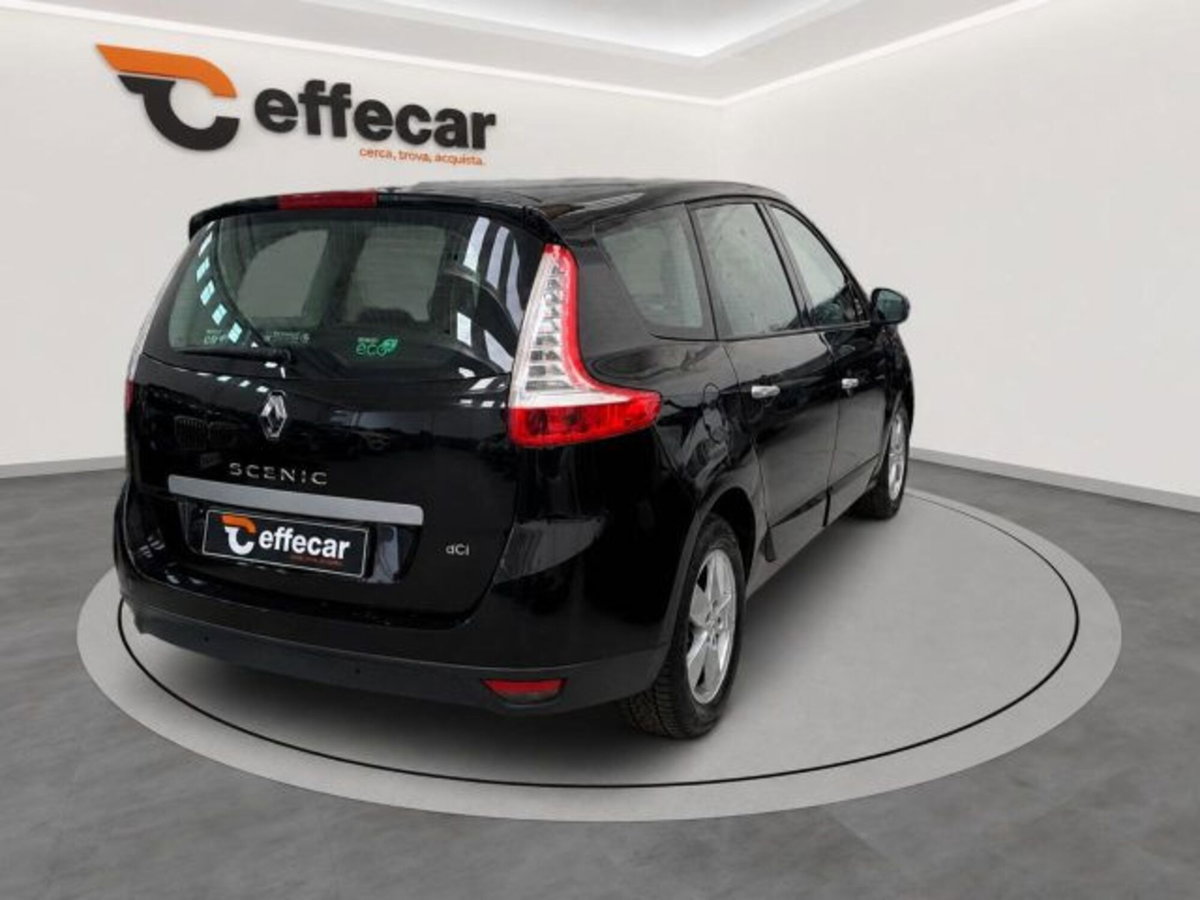 Renault Scenic E-Tech Electric 1.5 dCi 110CV Luxe (6)