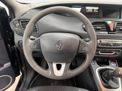 Renault Scenic E-Tech Electric 1.5 dCi 110CV Luxe (8)