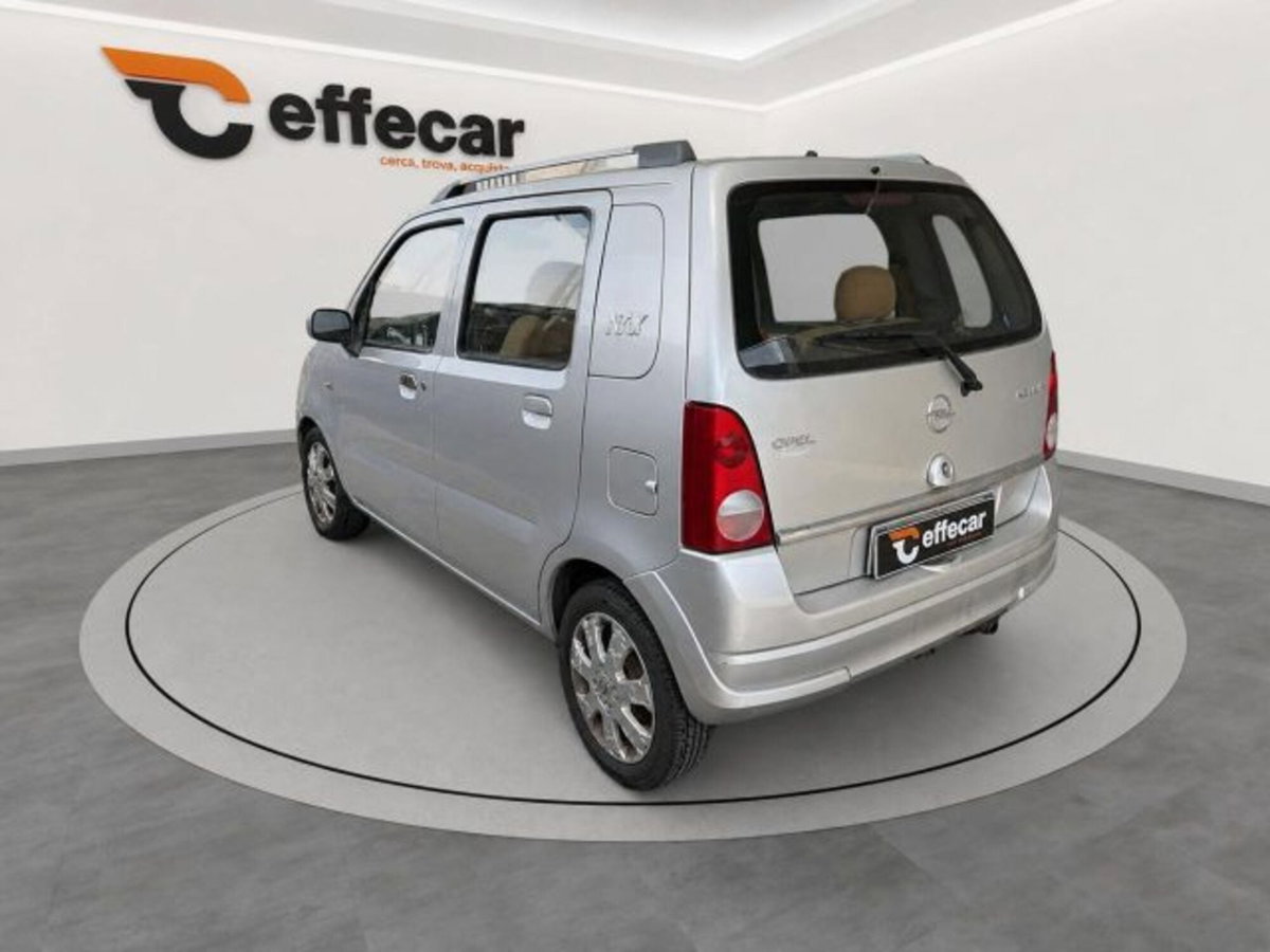 Opel Agila 1.2 16V Comfort (4)