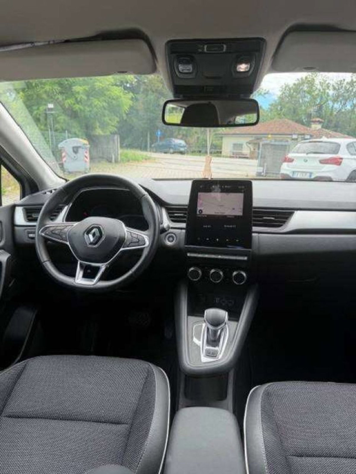 Renault Captur Plug-in Hybrid E-Tech 160 CV Intens (14)