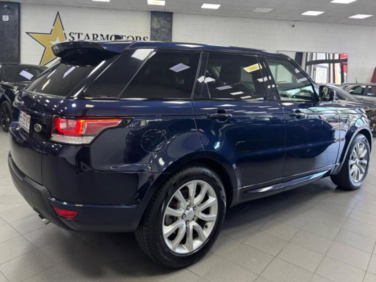 Land Rover Range Rover Sport 3.0 TDV6 HSE (4)