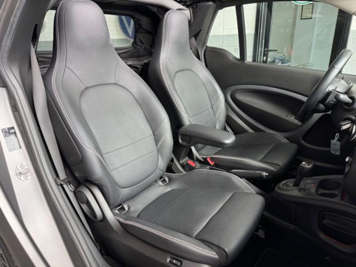 smart Fortwo Cabrio BRABUS 0.9 Turbo twinamic cabrio Xclusive (10)