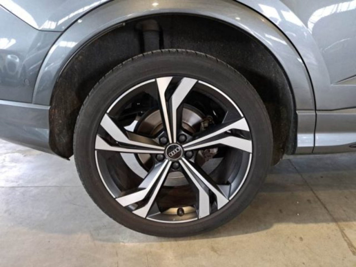 Audi Q3 Sportback 35 TDI quattro S tronic S line edition (16)