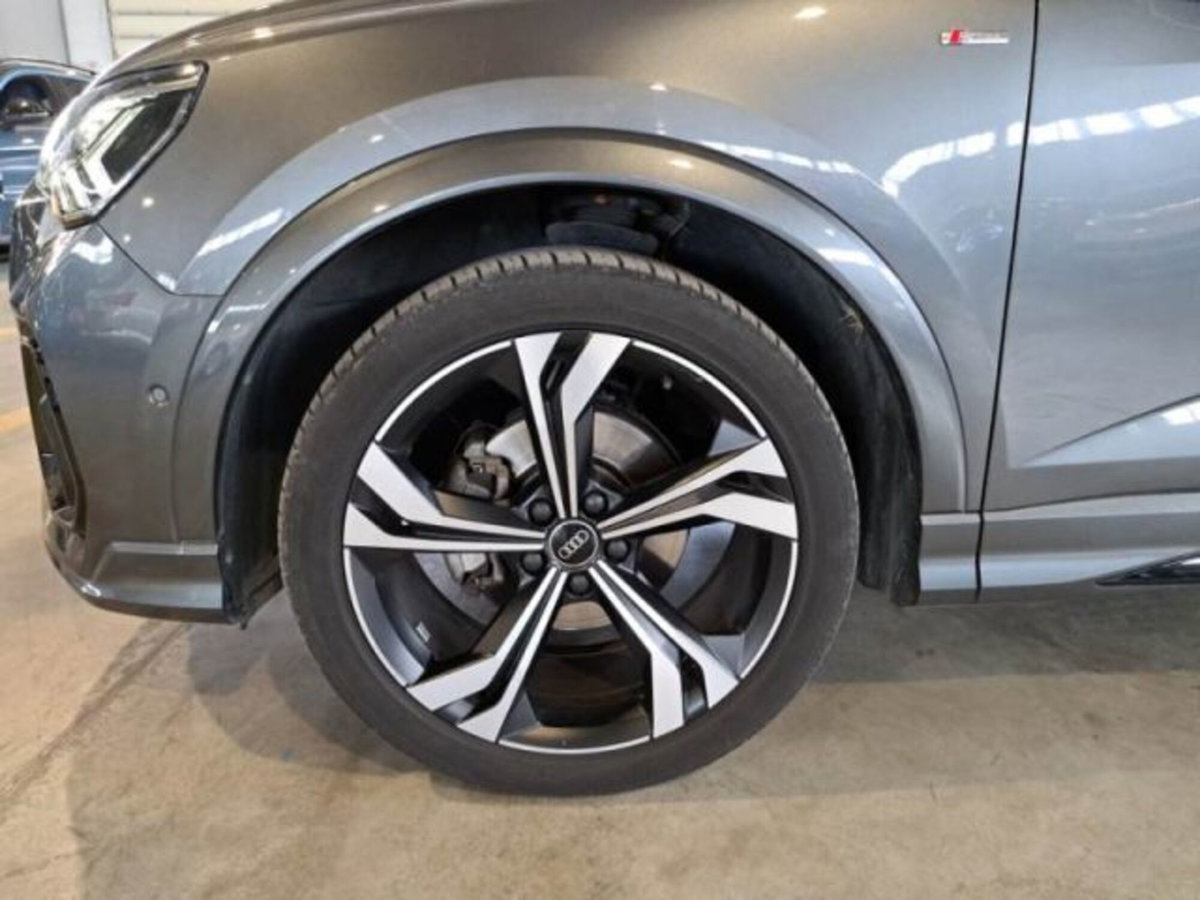 Audi Q3 Sportback 35 TDI quattro S tronic S line edition (18)