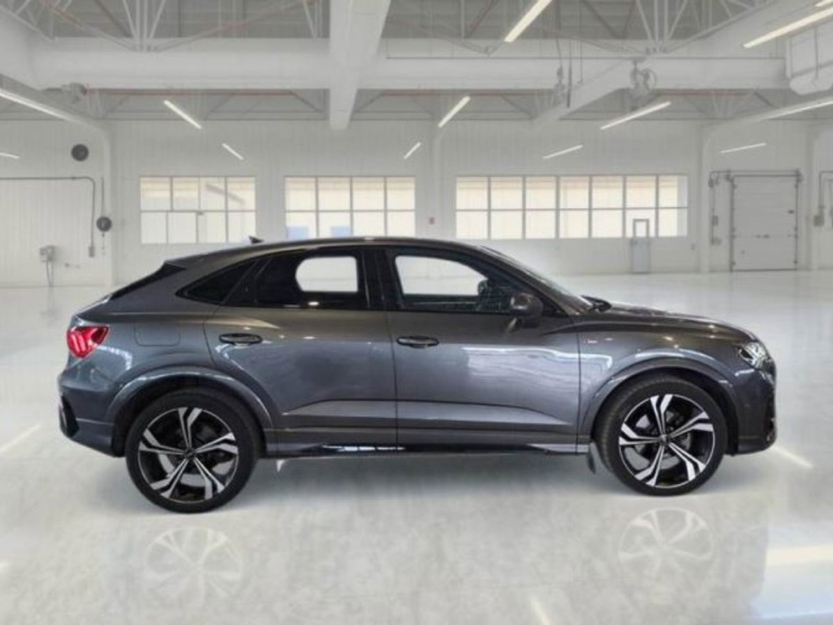 Audi Q3 Sportback 35 TDI quattro S tronic S line edition (7)
