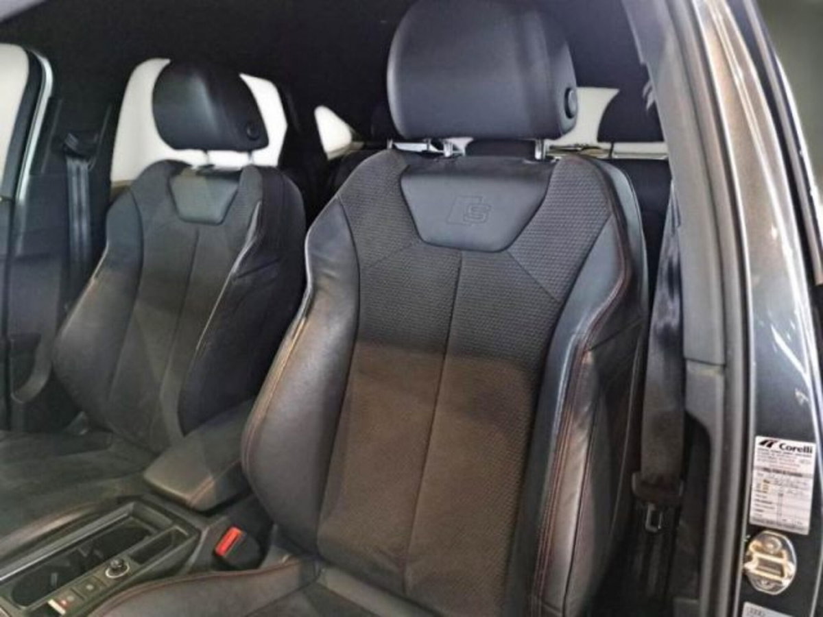 Audi Q3 Sportback 35 TDI quattro S tronic S line edition (9)