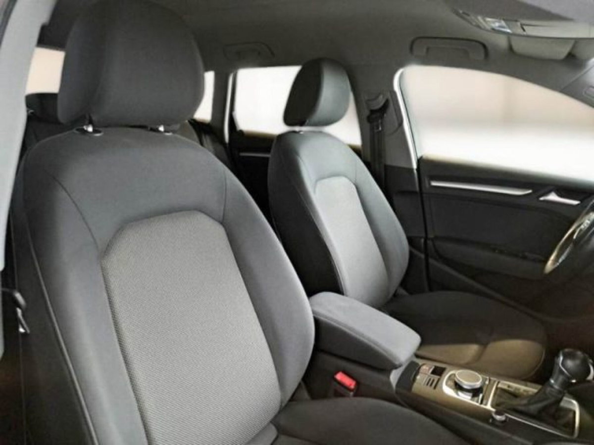 Audi A3 Sportback 30 TDI S tronic Admired (5)