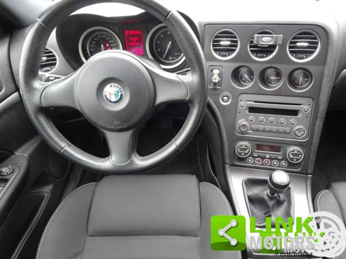 Alfa Romeo 159 1750 TBi Distinctive (10)