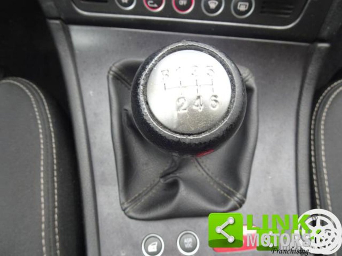 Alfa Romeo 159 1750 TBi Distinctive (15)