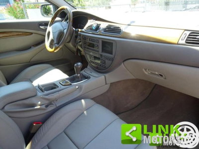 Jaguar S-Type 3.0 V6 Executive (14)