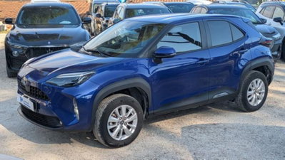 Toyota Yaris Cross 1.5h GR Sport Black Sky fwd 116cv e-cvt (2)