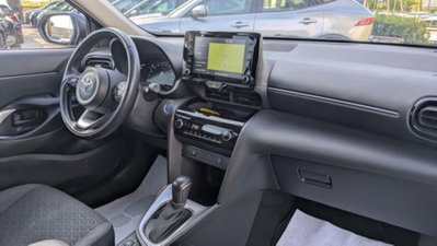 Toyota Yaris Cross 1.5h GR Sport Black Sky fwd 116cv e-cvt (8)