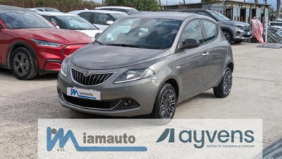Lancia Ypsilon 1.0 FireFly 5 porte S&S Hybrid Gold Plus usata