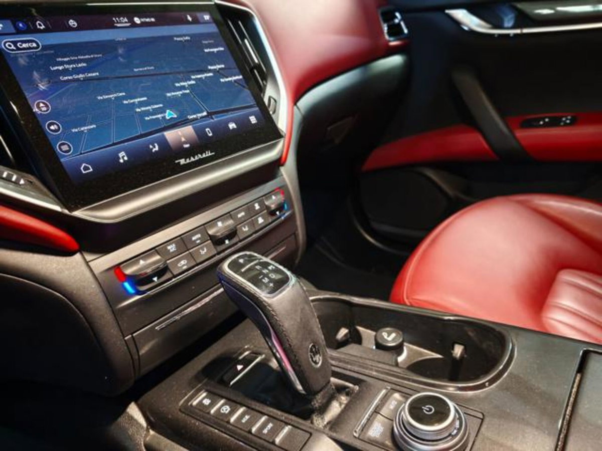 Maserati Ghibli Ghibli V6 Diesel (12)