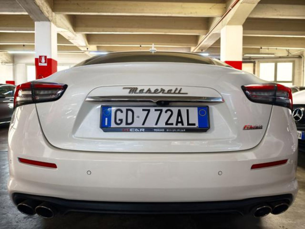 Maserati Ghibli Ghibli V6 Diesel (4)