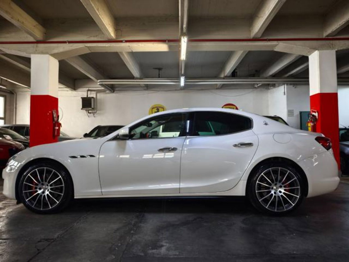 Maserati Ghibli Ghibli V6 Diesel (5)