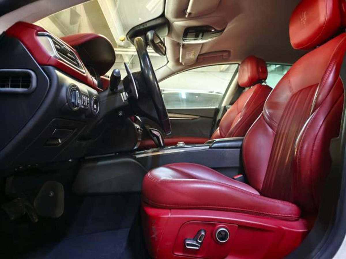Maserati Ghibli Ghibli V6 Diesel (8)