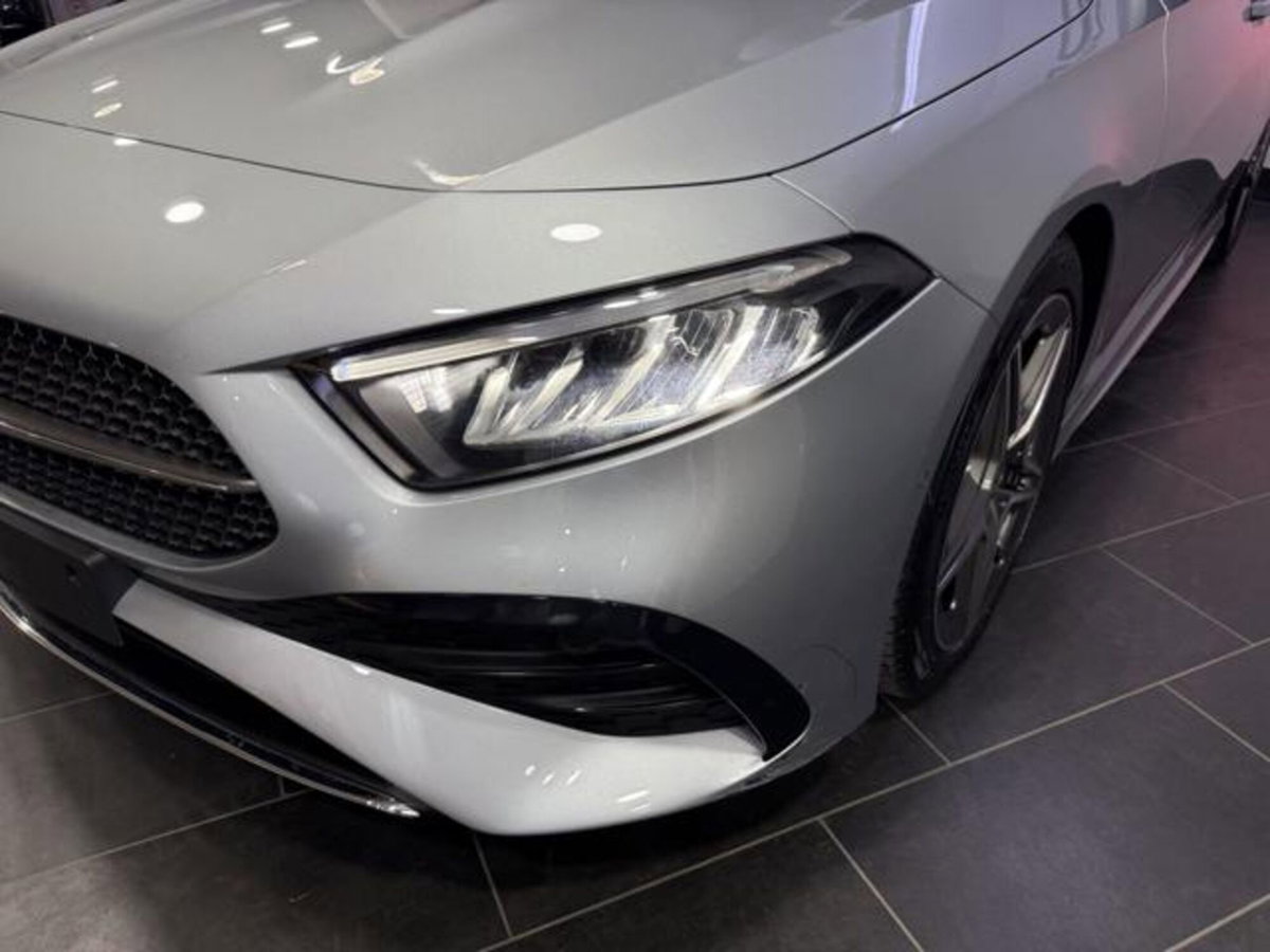 Mercedes-Benz Classe A Sedan 180 AMG Line Premium Plus auto (3)