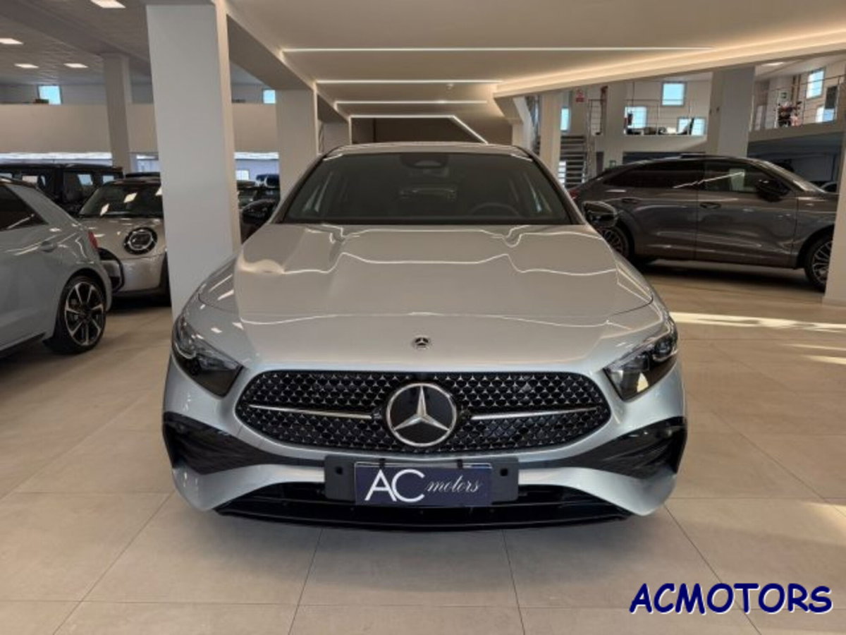 Mercedes-Benz Classe A Sedan 180 d AMG Line Premium Plus auto (6)