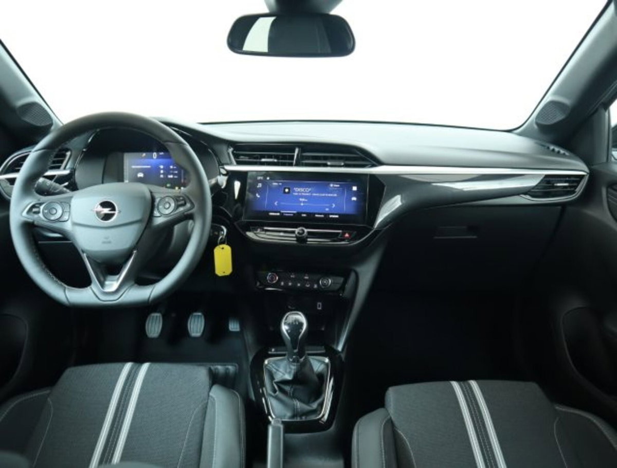 Opel Corsa 1.2 hybrid GS 100cv dct6 (13)