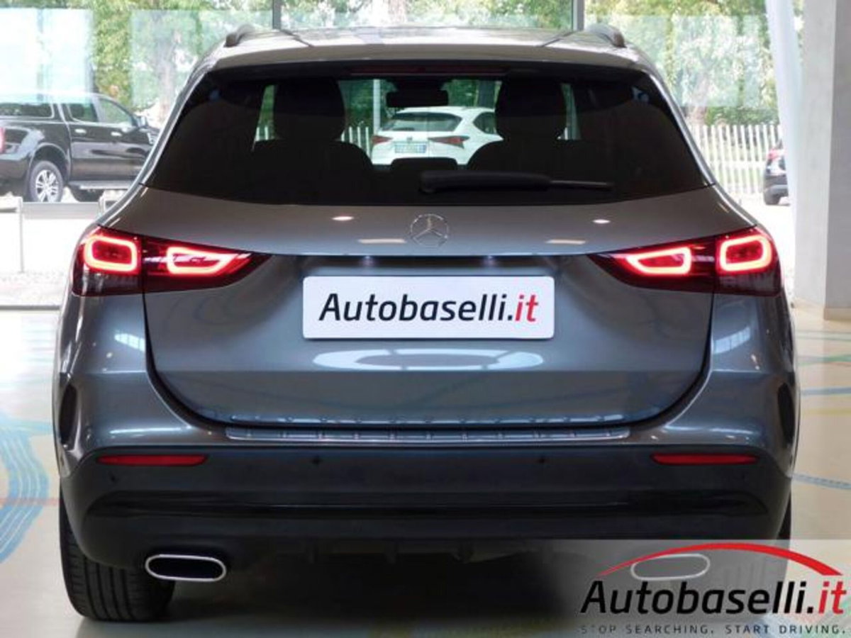 Mercedes-Benz GLA SUV 200 d Automatic Premium (11)