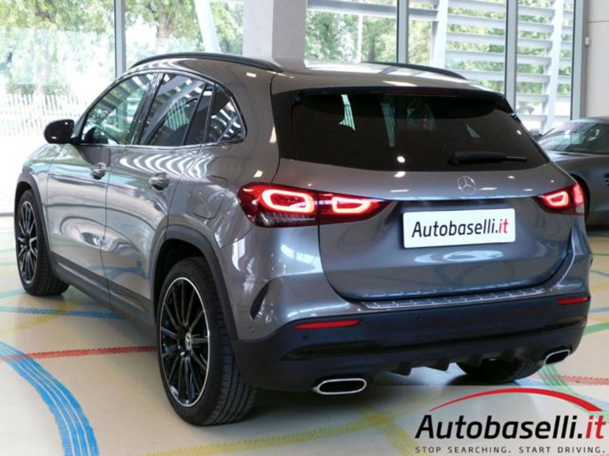 Mercedes-Benz GLA SUV 200 d Automatic Premium (20)