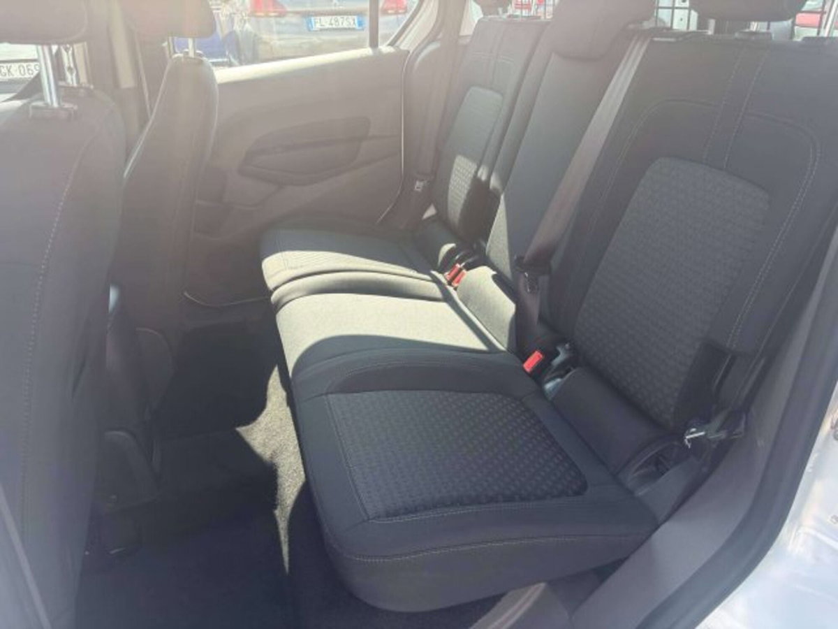 Ford Tourneo Connect 1.5 TDCi 100 CV Plus (7)
